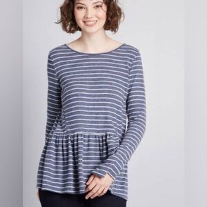 🌻3 for $25 SALE- ModCloth Amiable Outfitting Peplum Top in Navy Stripe